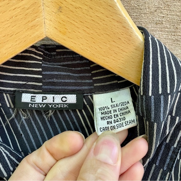 Vintage Epic New York Silk Button-down Blouse - Picture 5 of 7